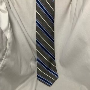 Izod necktie